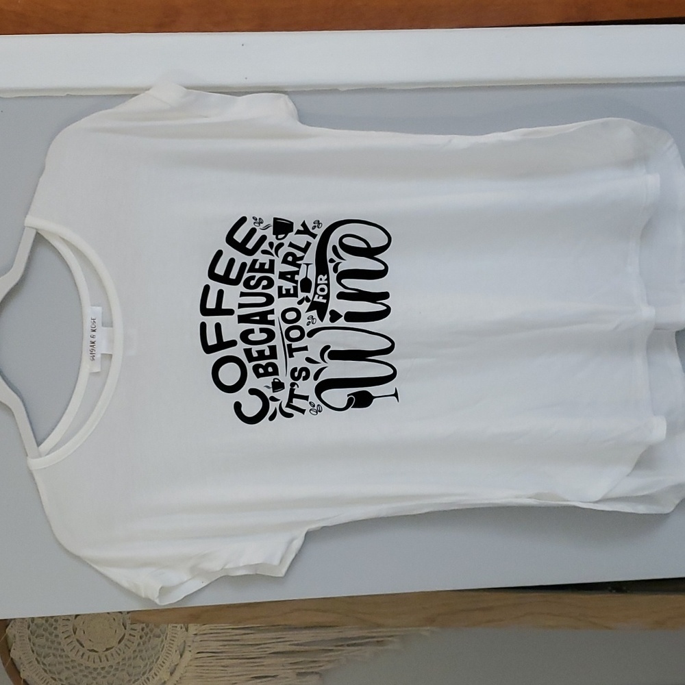 Sugar & Rose Coffee T-shirt. Nwot!